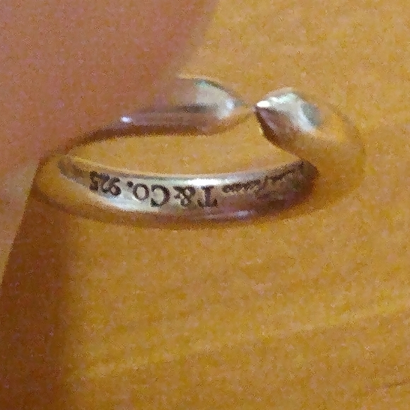 Tiffany and Co Onyx and Moon stone bracelet. - Picture 2 of 4